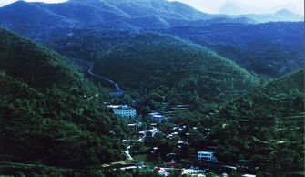 浮戲山楊樹溝 攬奇秀山水，探幽谷勝境